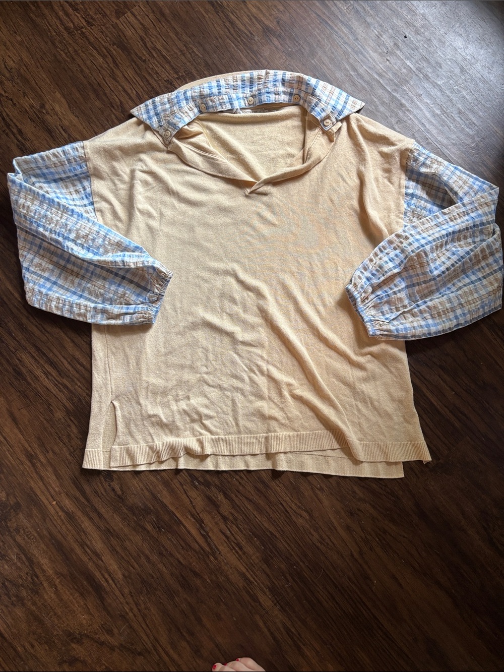 Women's Yellow Knit Pullover with Blue Plaid Sleeves